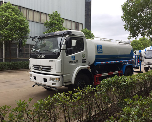 �|�L����8�����������F�C