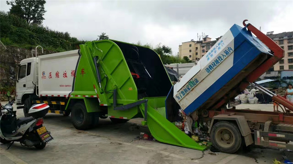 �|�L(f��ng)����(10��)���sʽ����܇