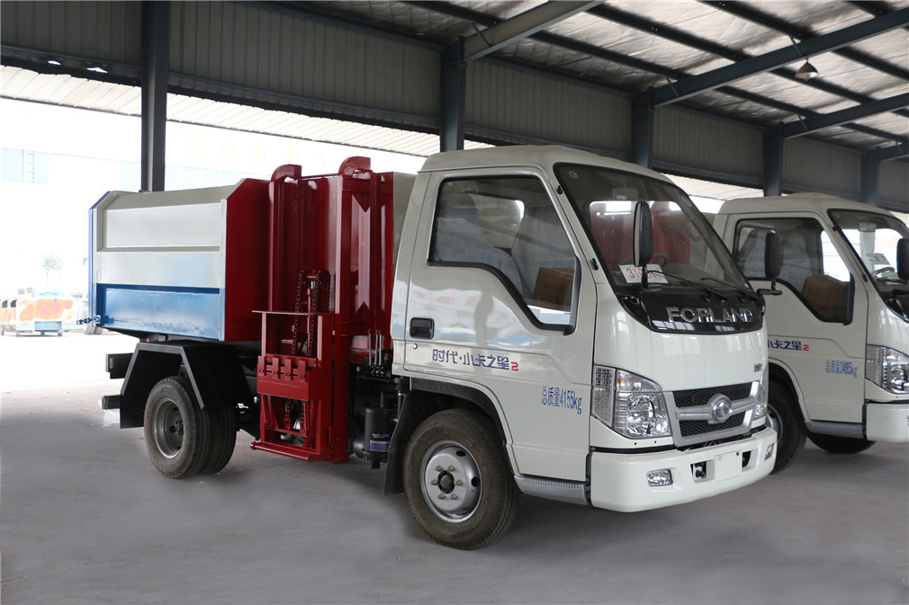 ����С��(3��)��Ͱ����܇